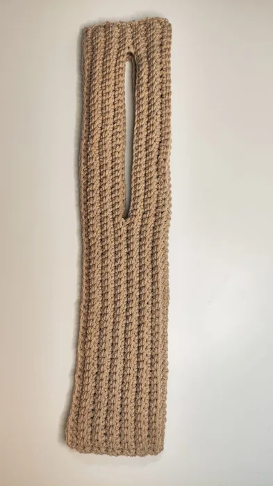 Iphone/phone pocket בצבע בז'